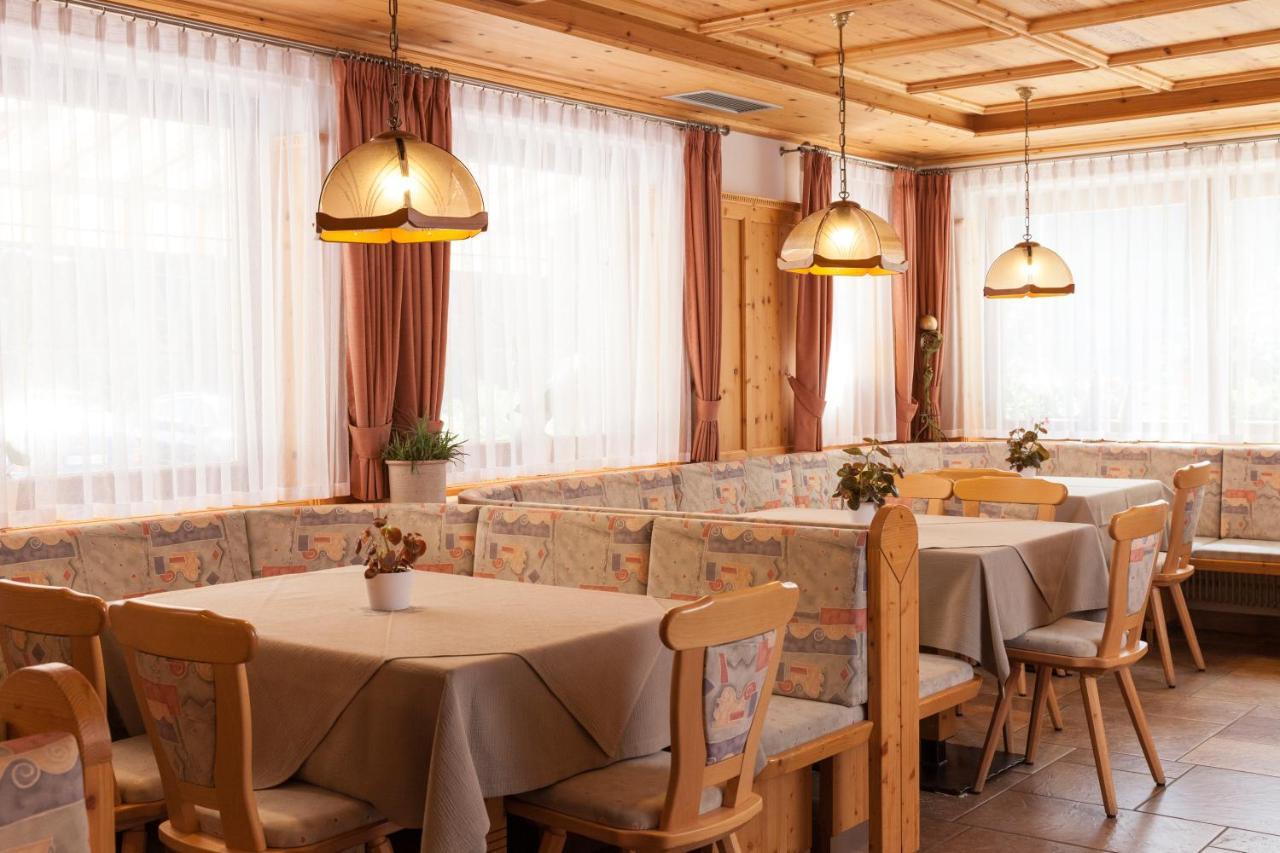 Alpenspitz Appartements - Garni - B&B Racines Exteriér fotografie