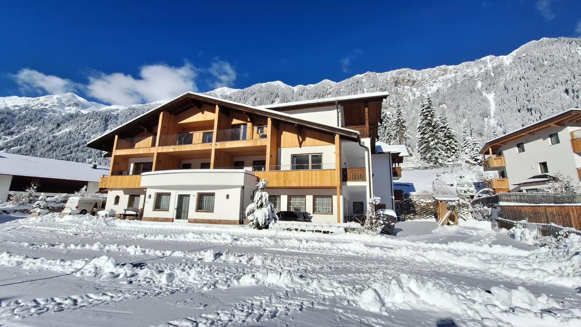 Alpenspitz Appartements - Garni - B&B Racines Exteriér fotografie