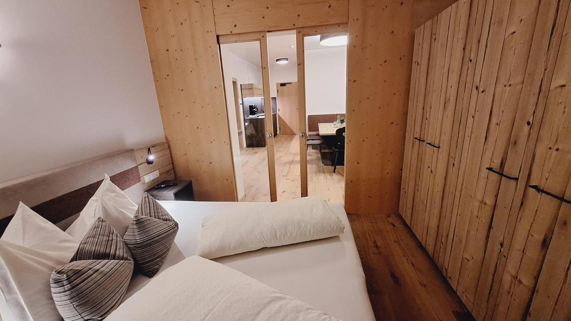 Alpenspitz Appartements - Garni - B&B Racines Exteriér fotografie