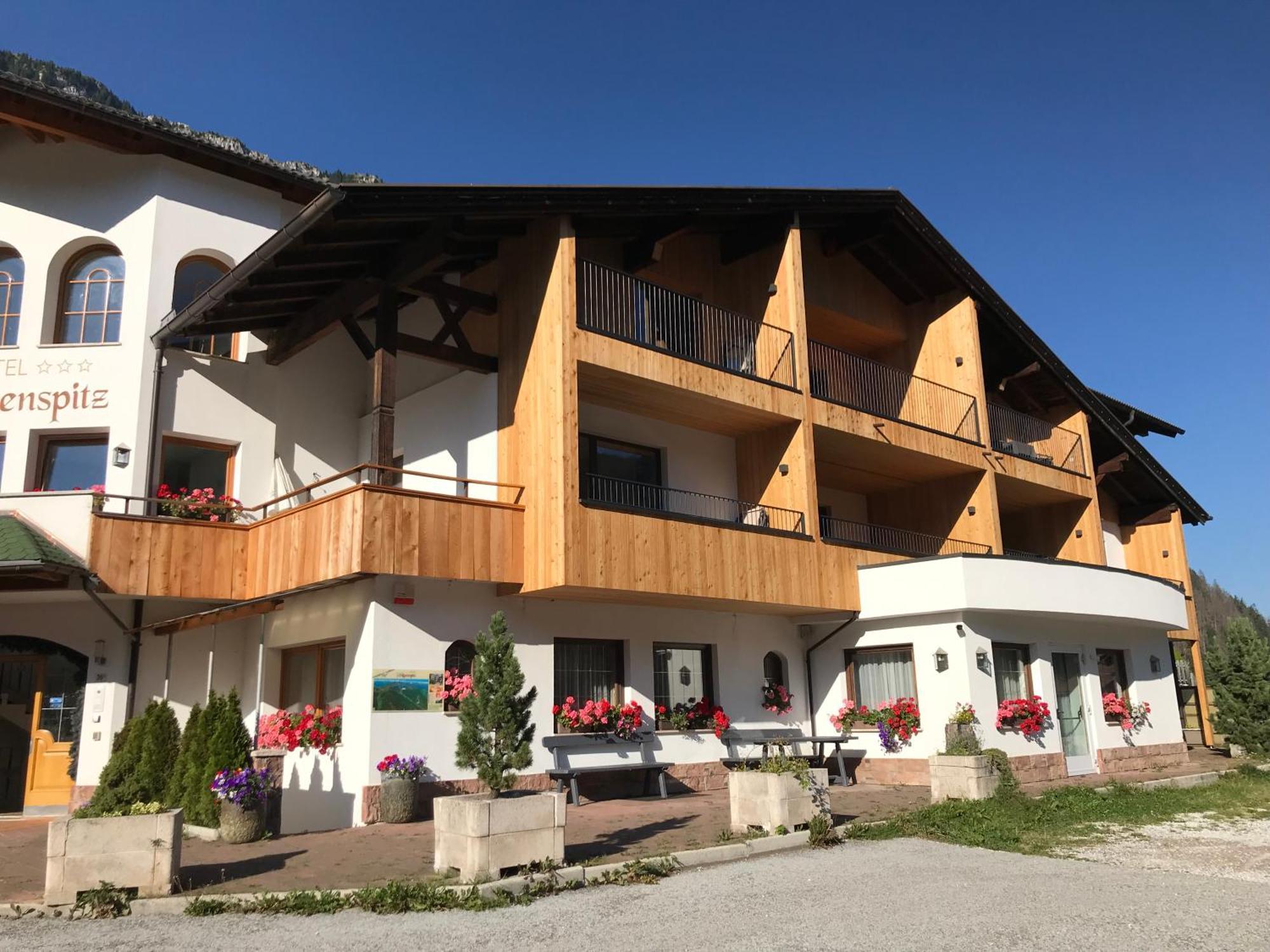 Alpenspitz Appartements - Garni - B&B Racines Exteriér fotografie